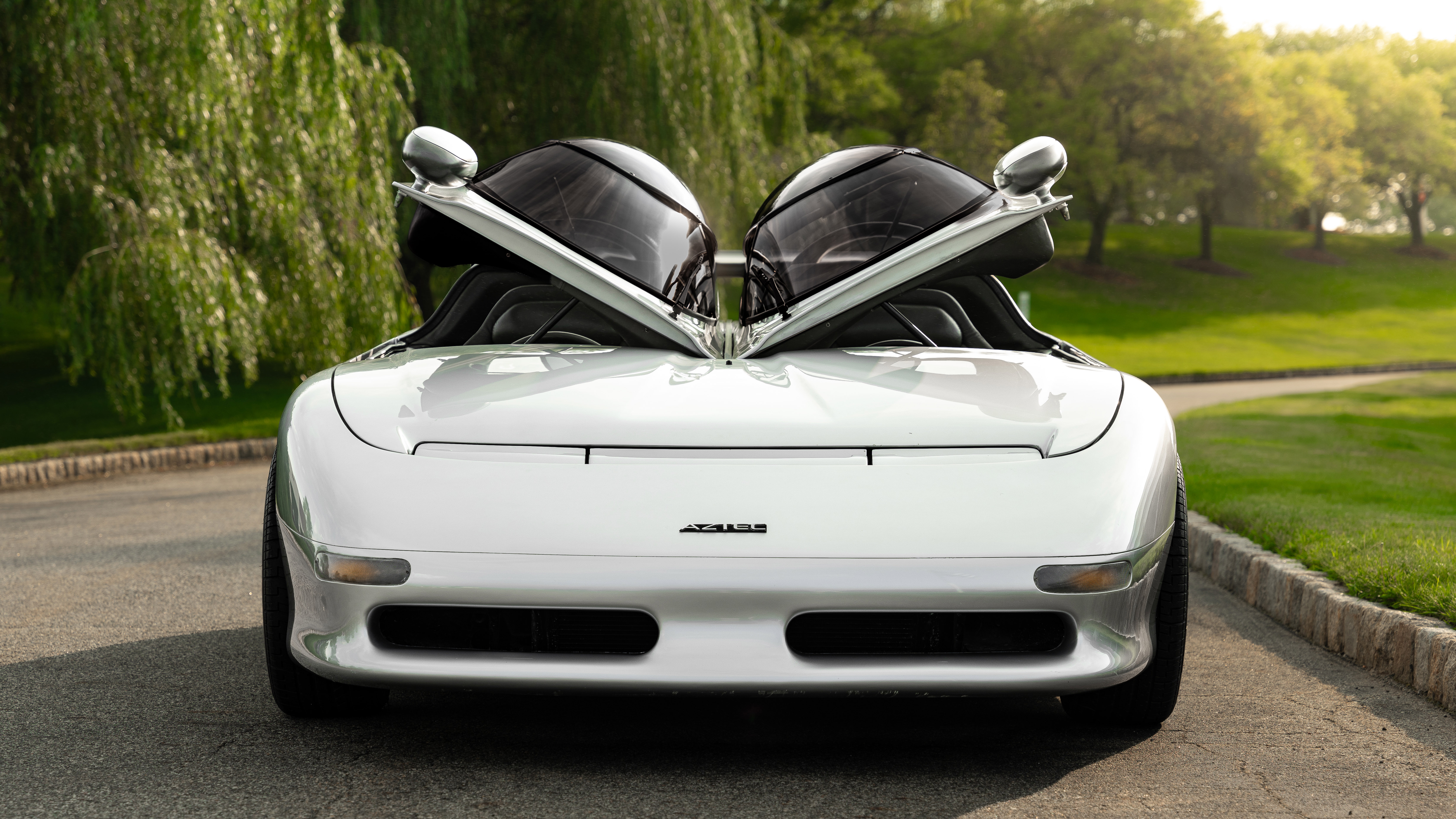 Woah, an utterly amazing ItalDesign Aztec is going up for auction